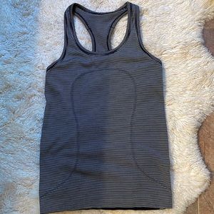 Lululemon running tank